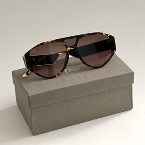 CHRISTIAN DIOR Unisex SUNGLASSES with original box
